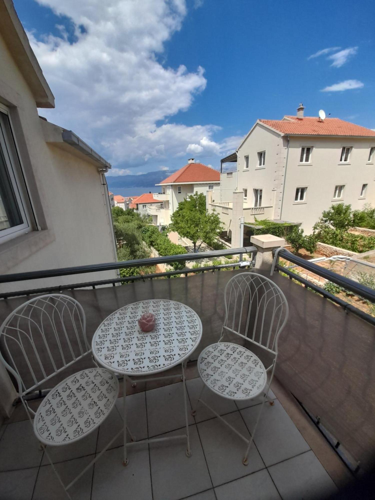 Apartmán Nives B. Supetar Exteriér fotografie