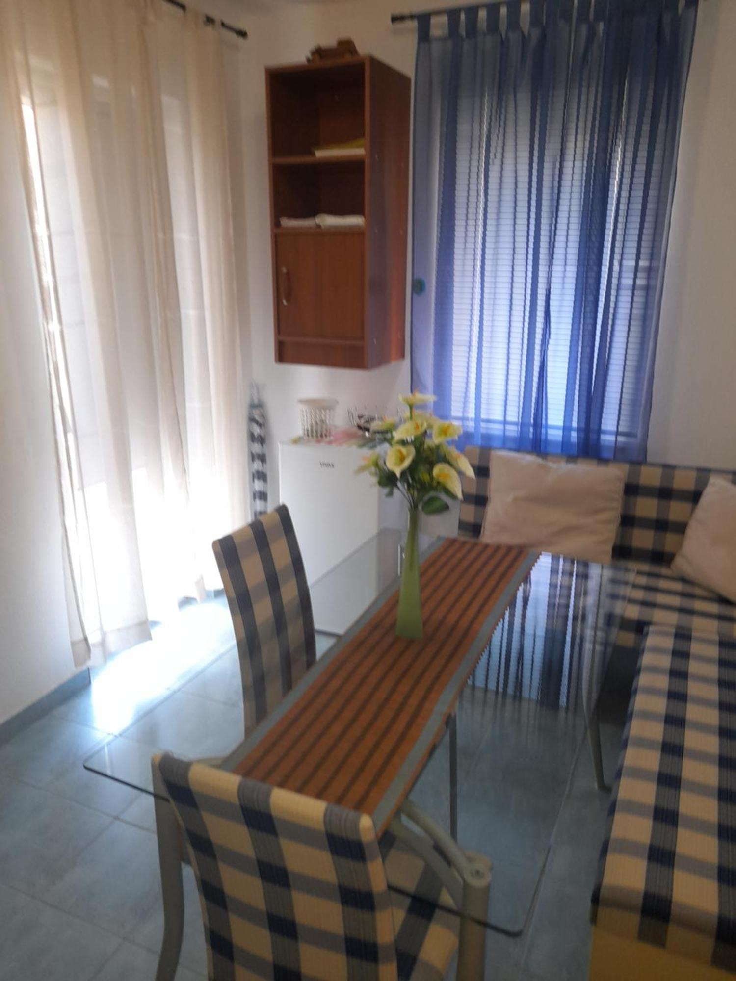Apartmán Nives B. Supetar Exteriér fotografie